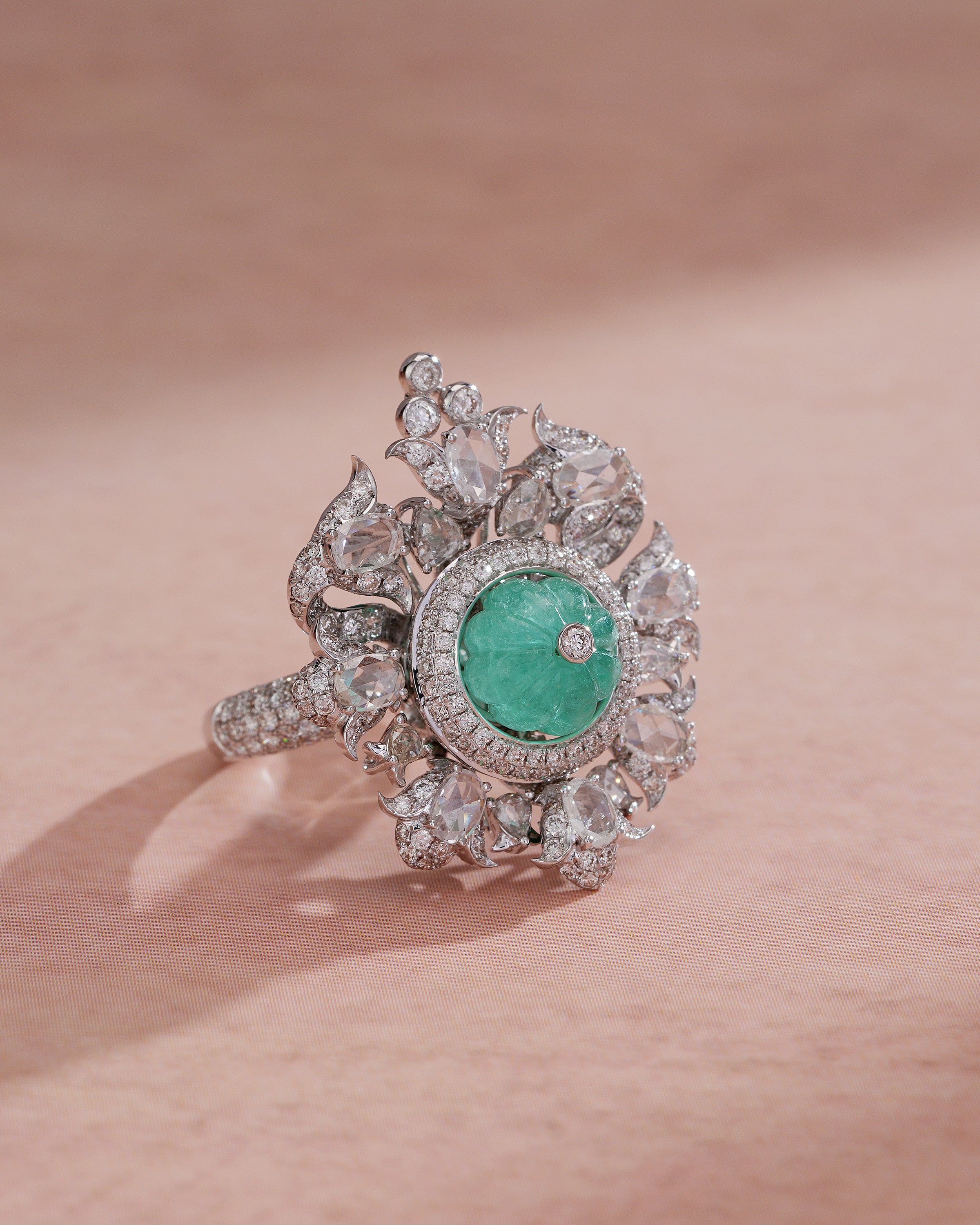 The Aureline Emerald Crest