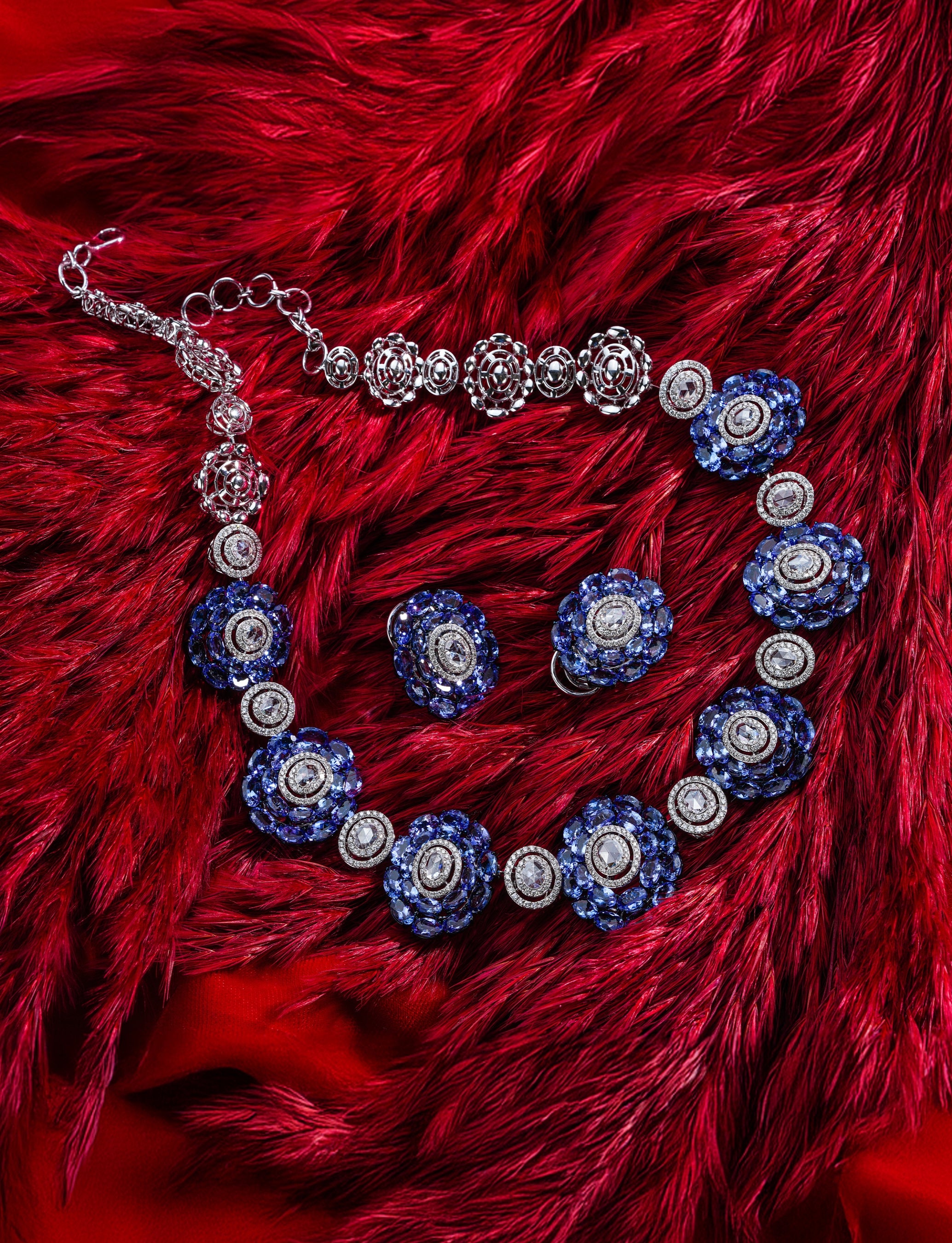 Eternal Twilight Tanzanite Diamond Collar