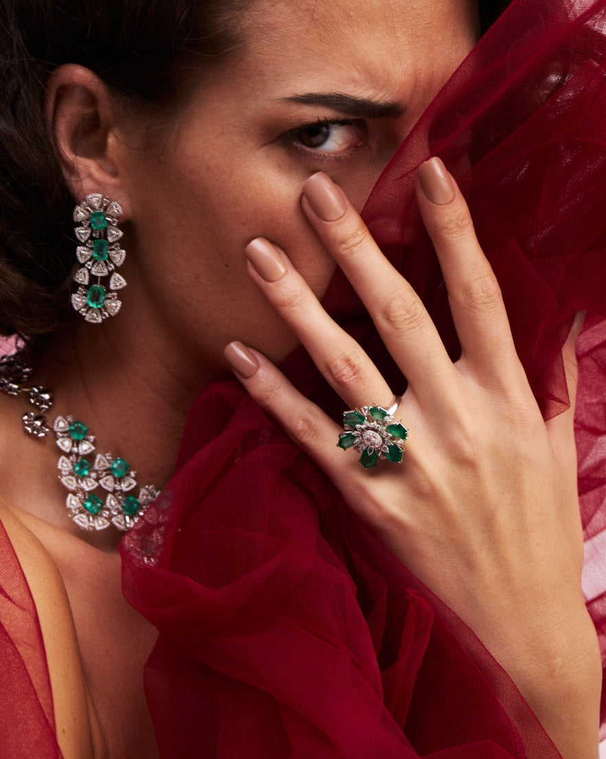 The Esmara Emerald Petal