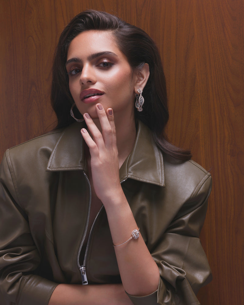 The Ardent Curve Bracelet