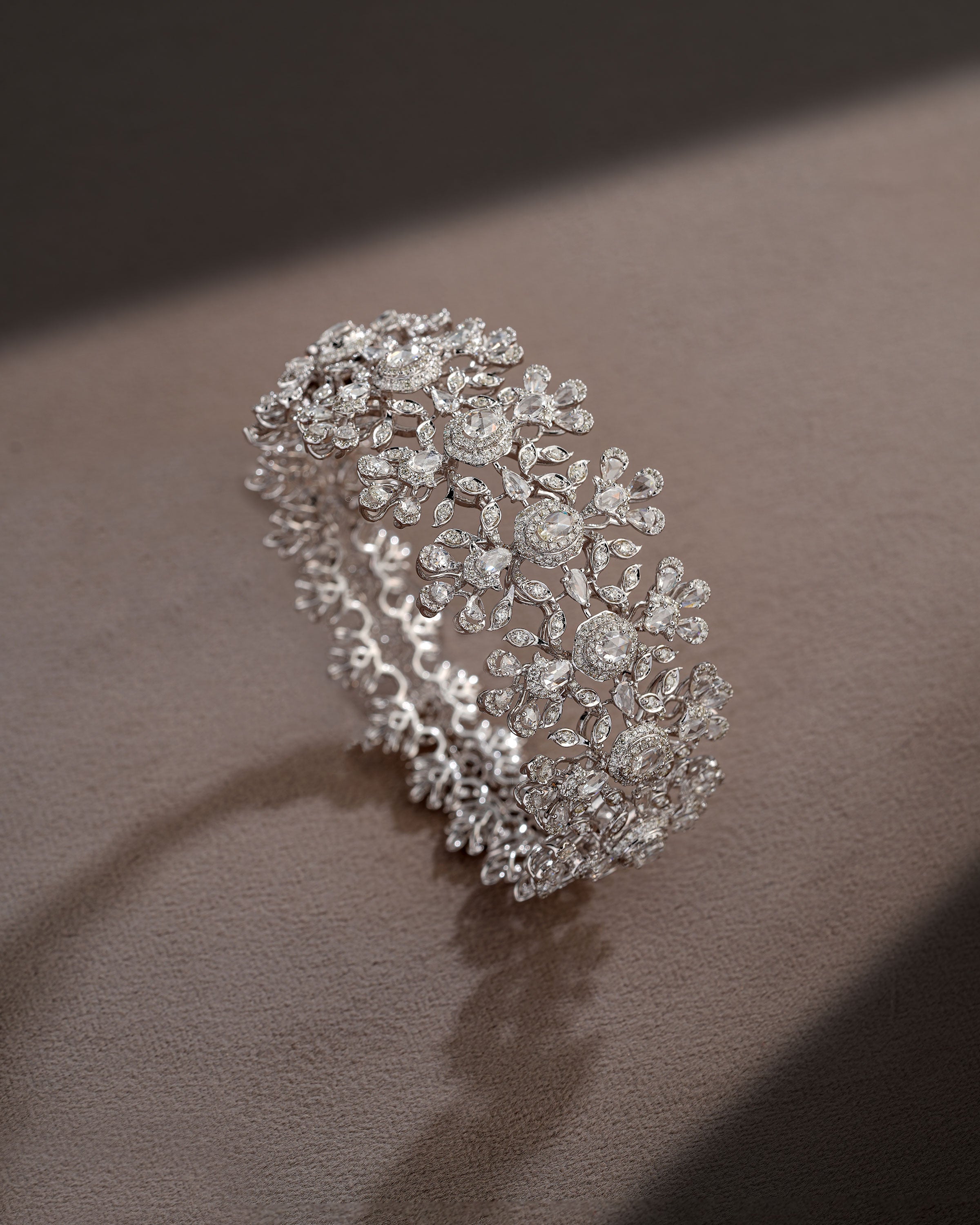 The Luma Diamond Band