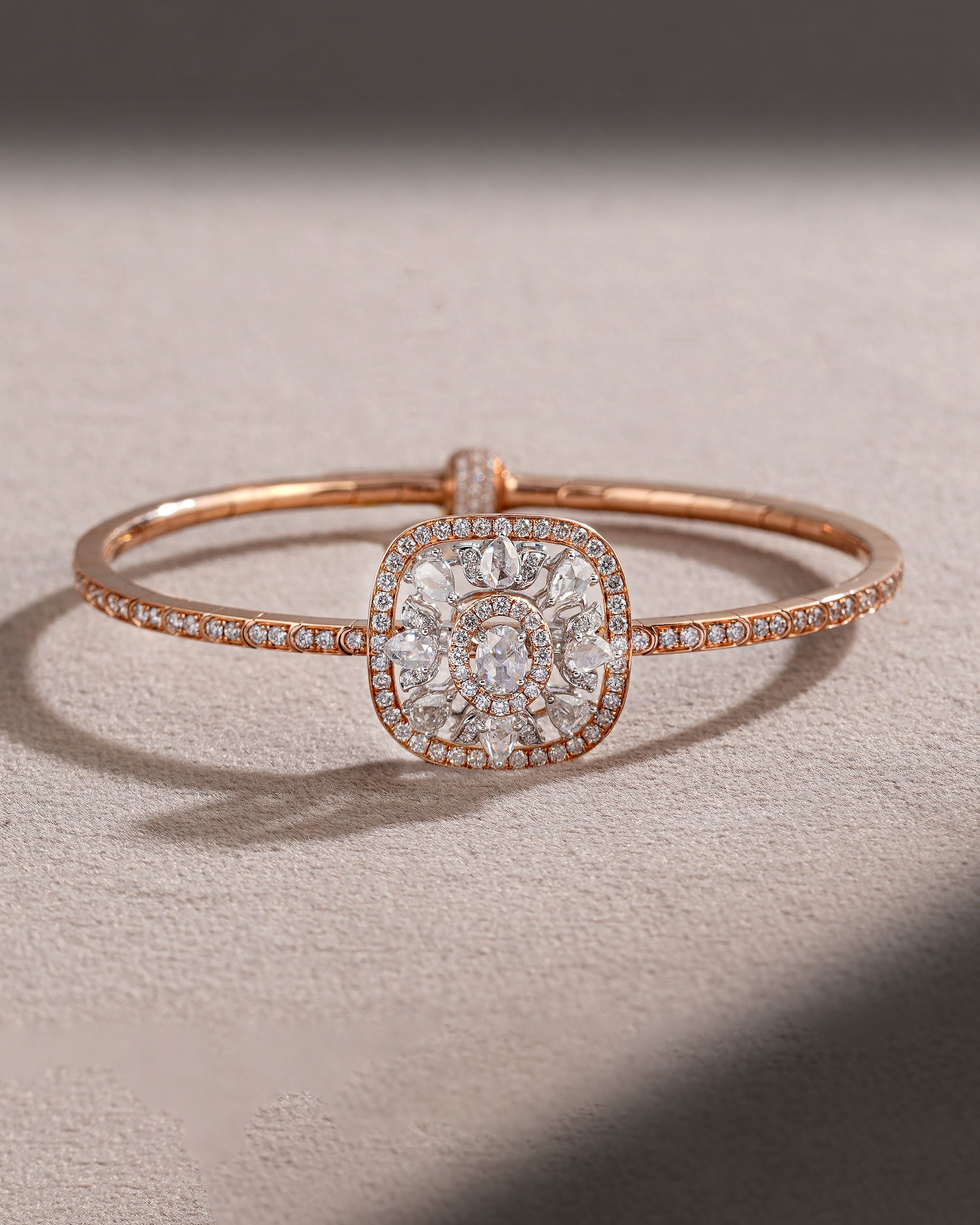The Ardent Curve Bracelet