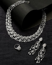 The Elanis Pavé Diamond necklace & The Elanis Pavé Spirals