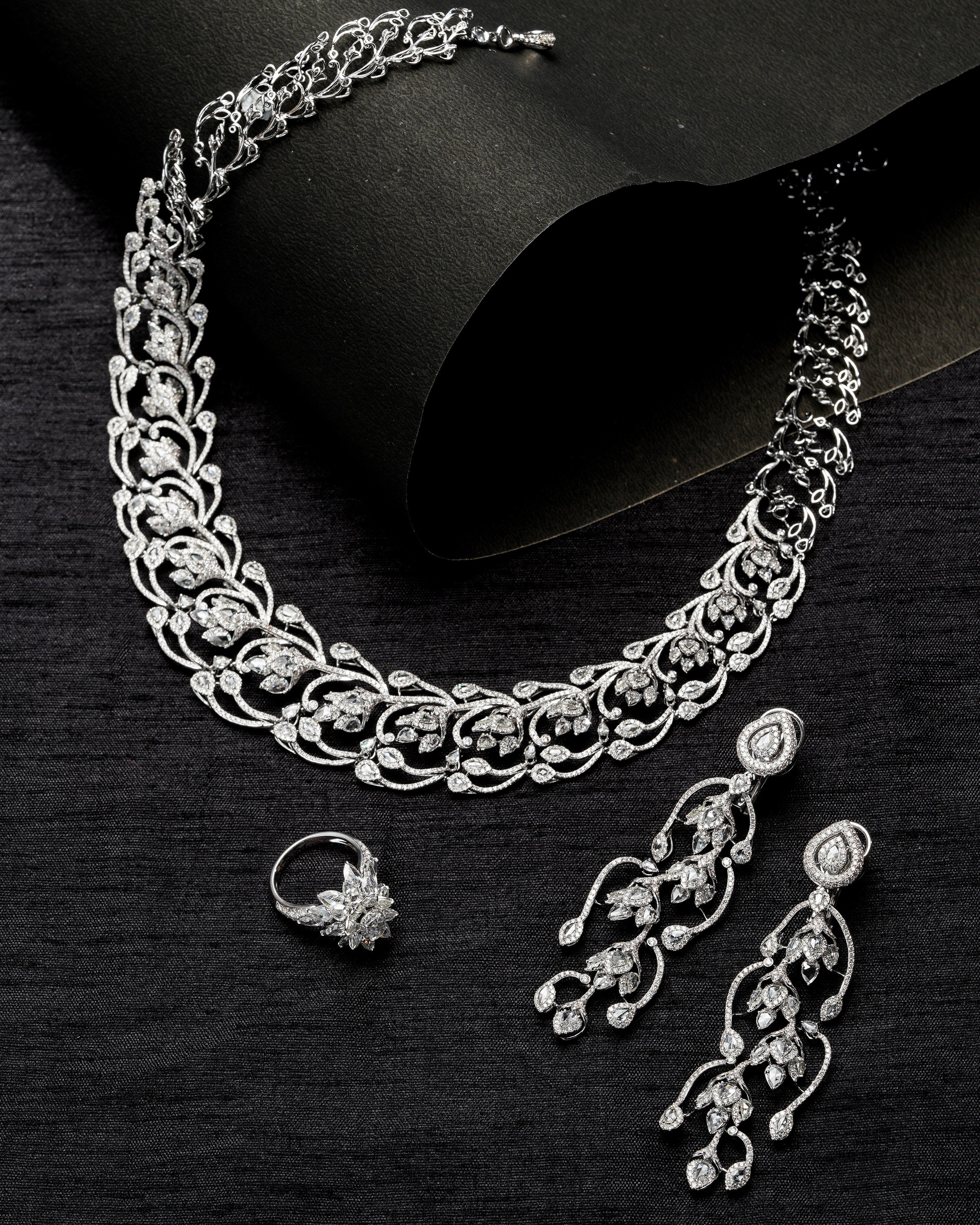 The Elanis Pavé Diamond necklace & The Elanis Pavé Spirals