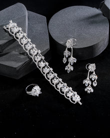 The Elanis Pavé Diamond necklace & The Elanis Pavé Spirals