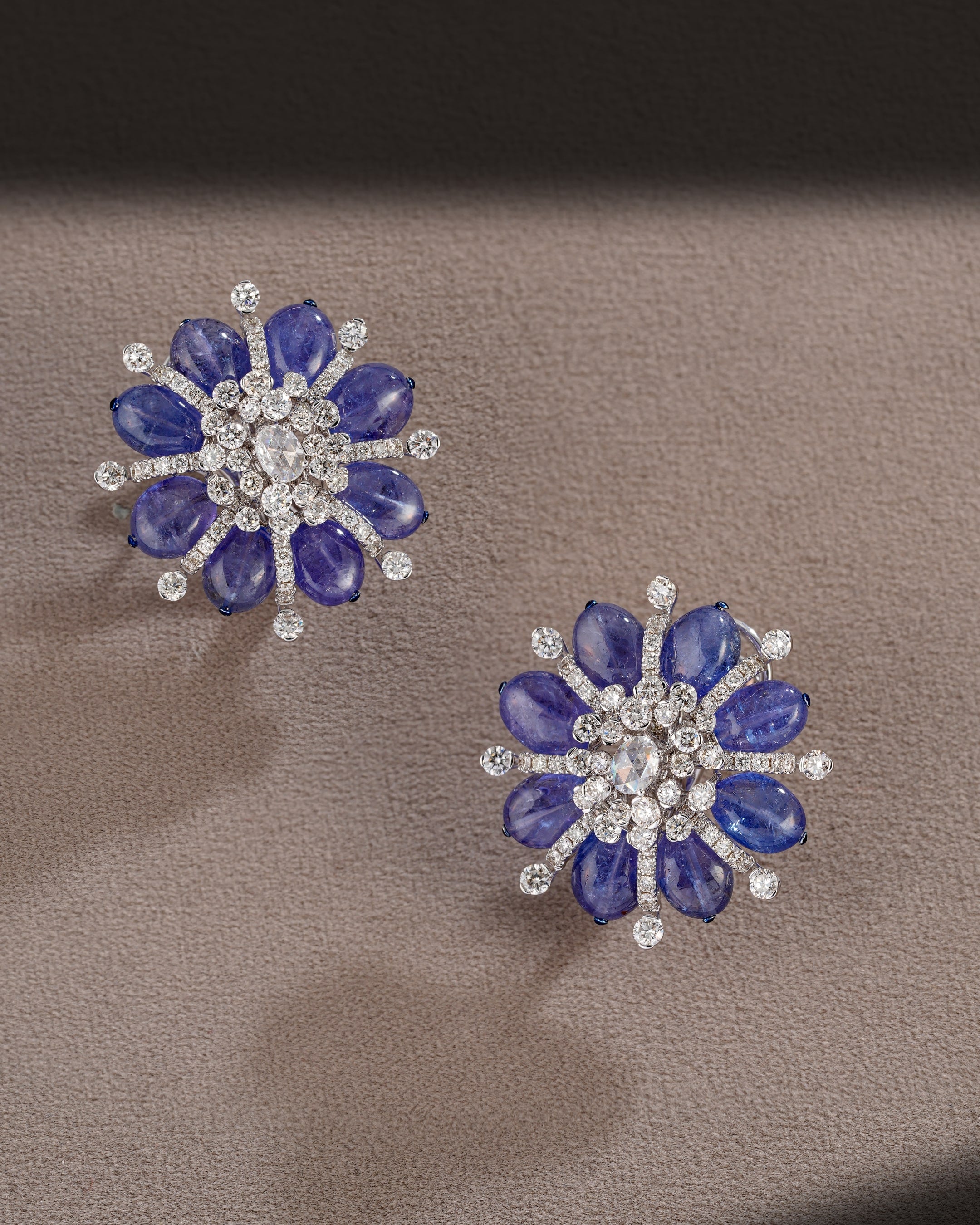 Solstice Tanzanite Rays