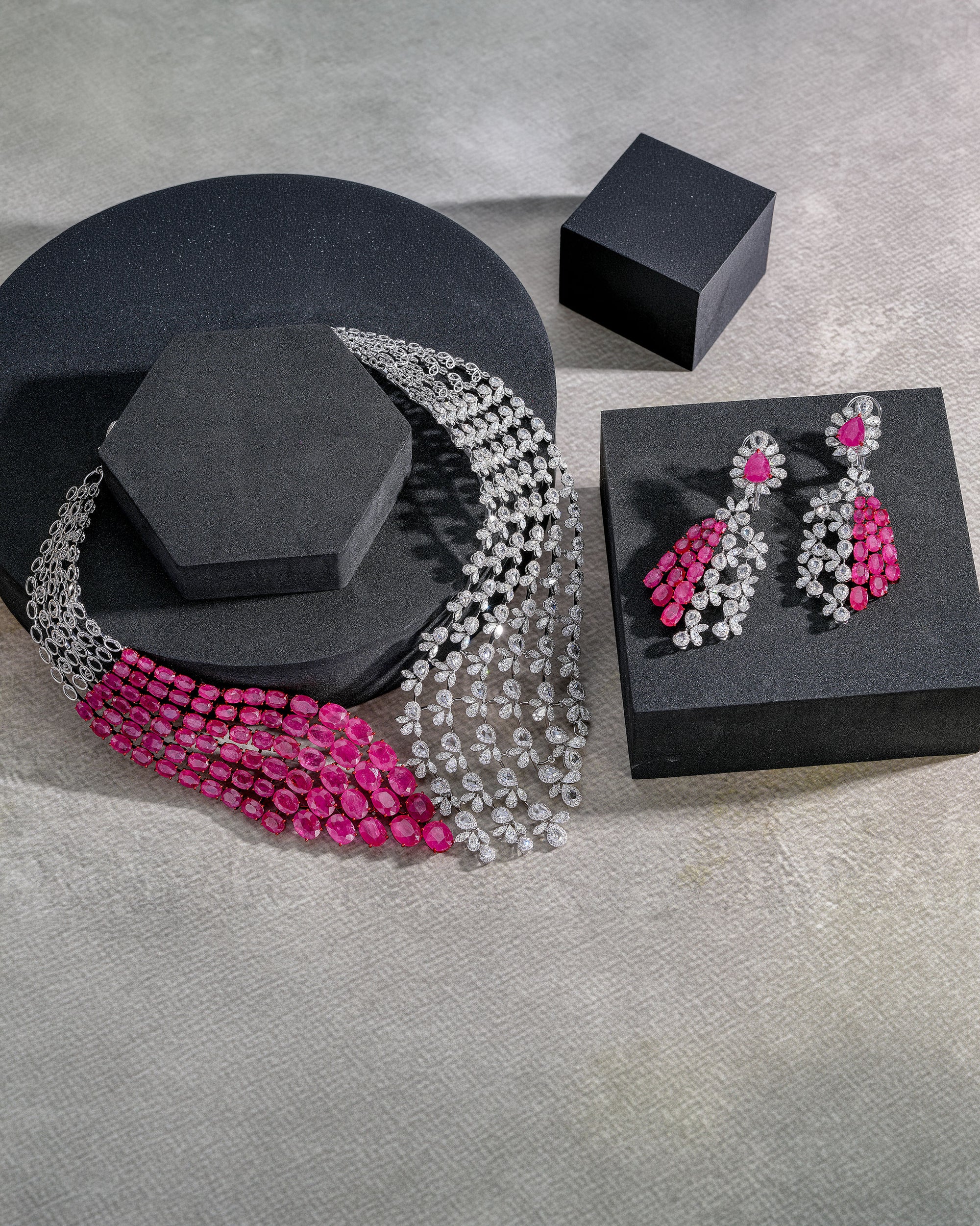 Rubelia Majesty Necklace & Rubelia Majesty Earrings