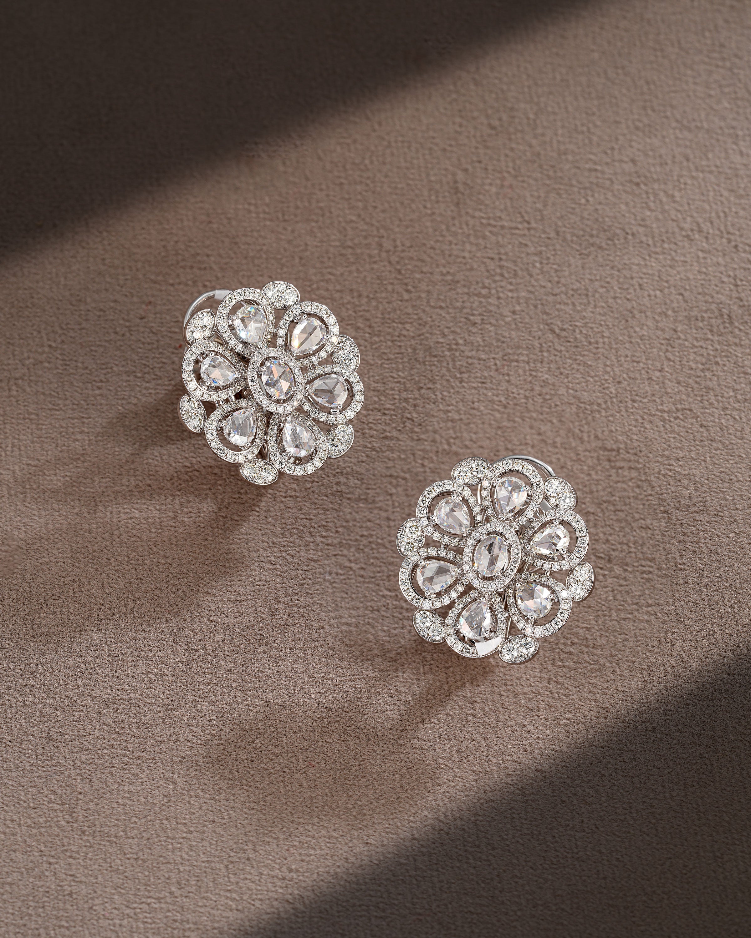 Crown Lumière Filigree