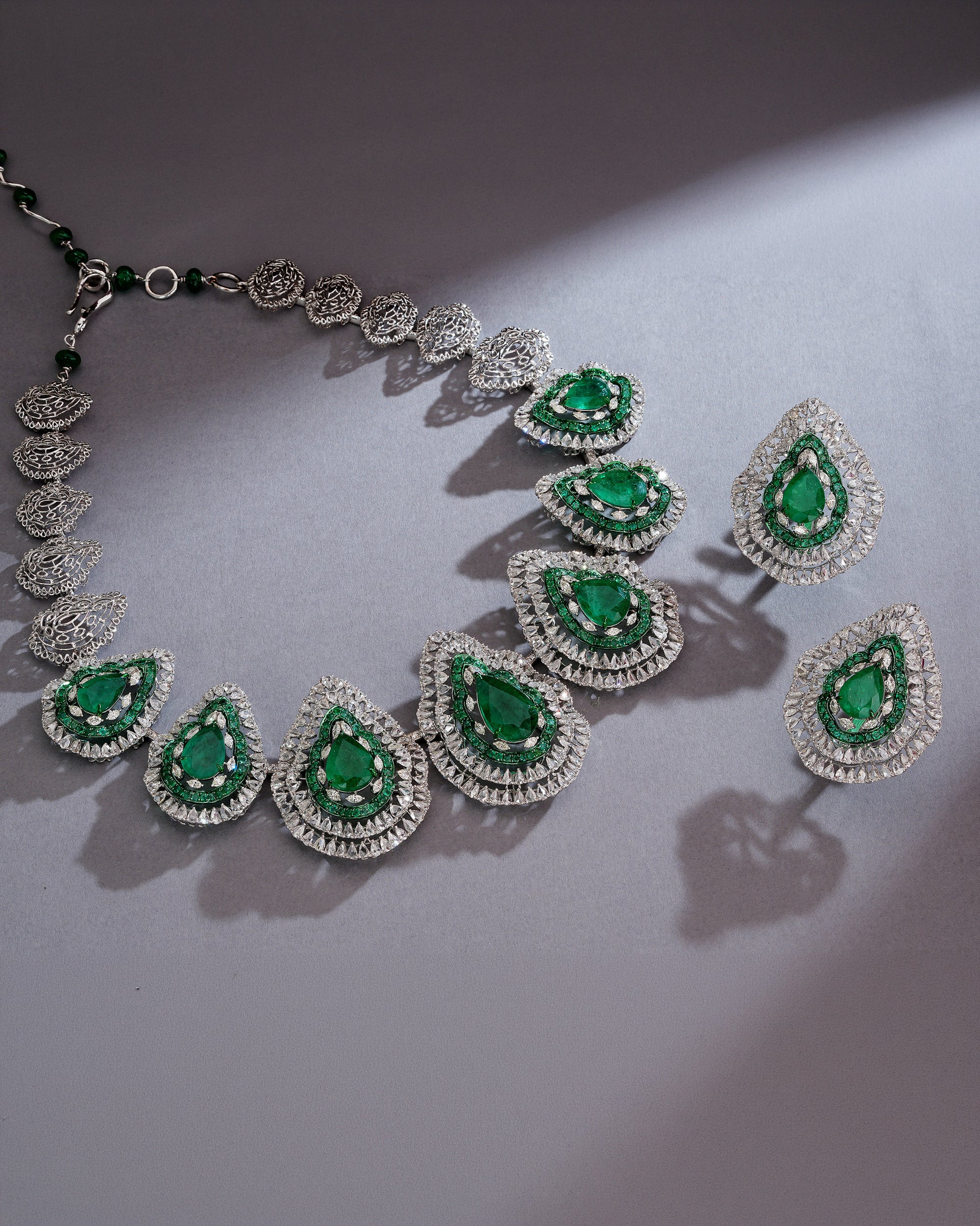 Imperial Verdance Necklace & Imperial Verdance Earrings