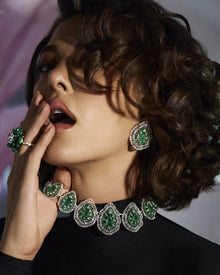 Imperial Verdance Necklace & Imperial Verdance Earrings
