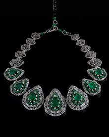 Imperial Verdance Necklace & Imperial Verdance Earrings