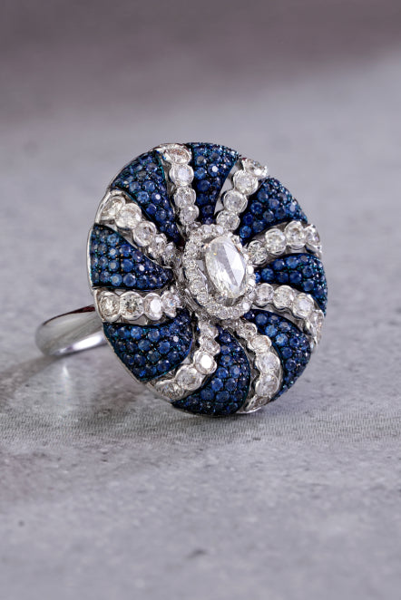 The Belvoir Sapphire Loop