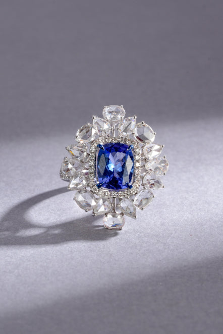 The Savine Tanzanite Frame