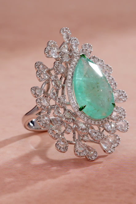 The Imperial Emerald Crest