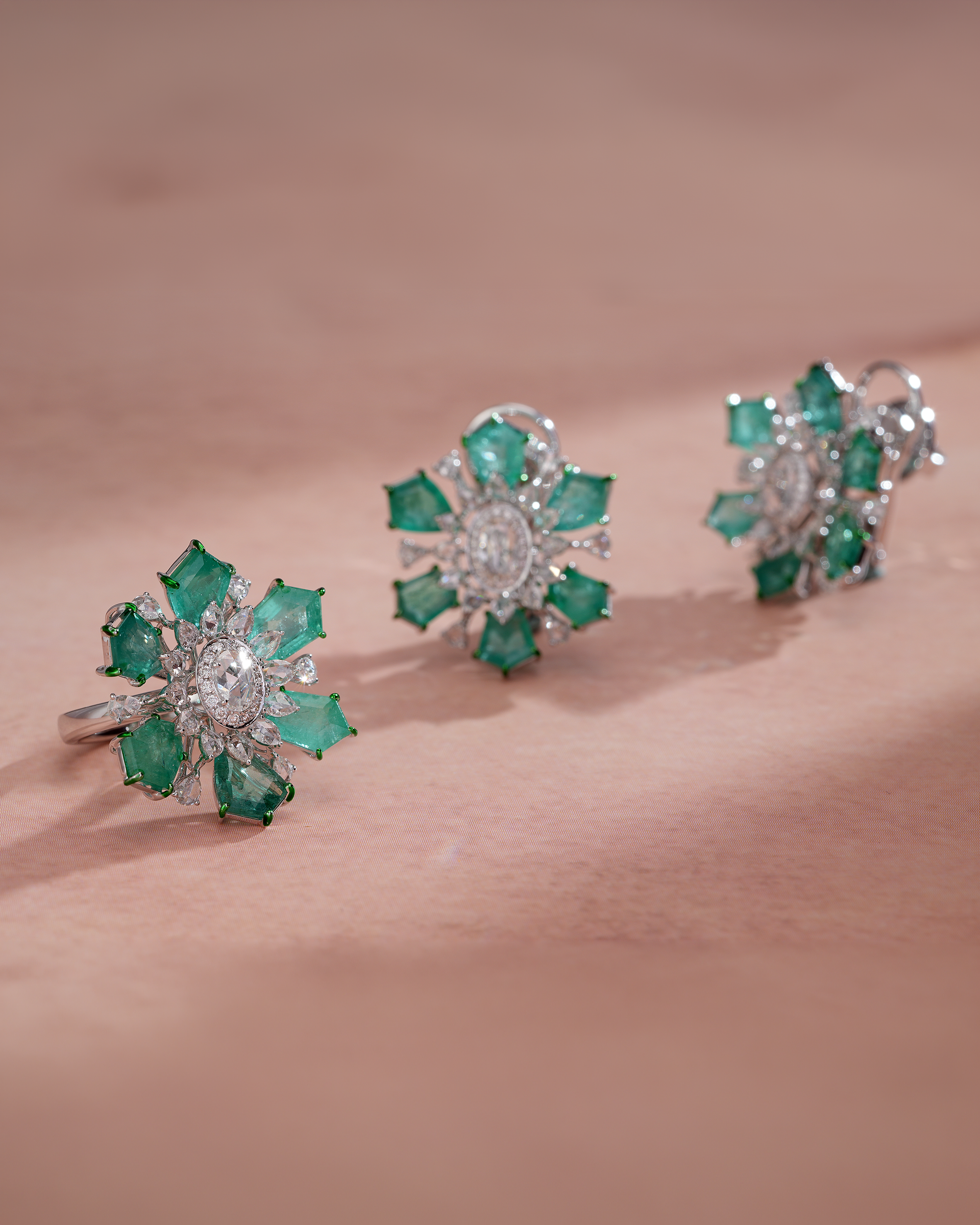 The Esmara Emerald Petal