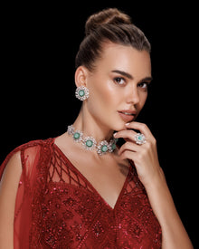 The Aureline Emerald Crest