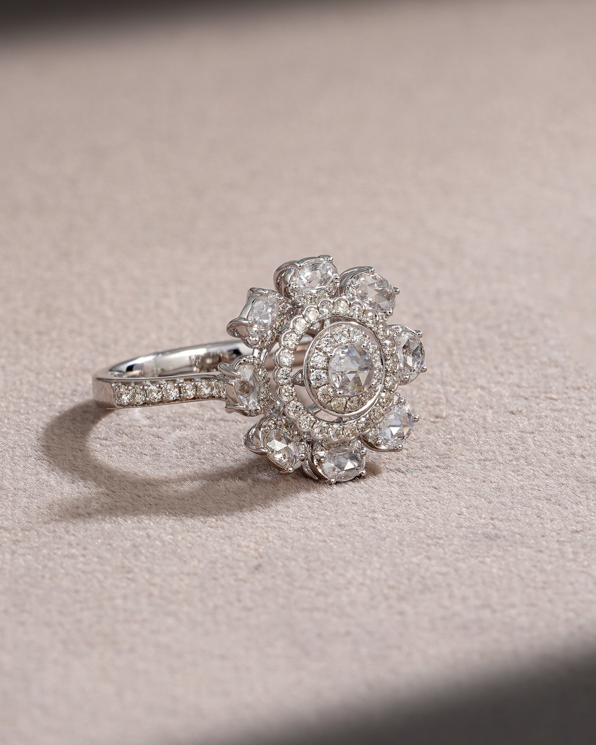 The Lune Diamond Ribbon