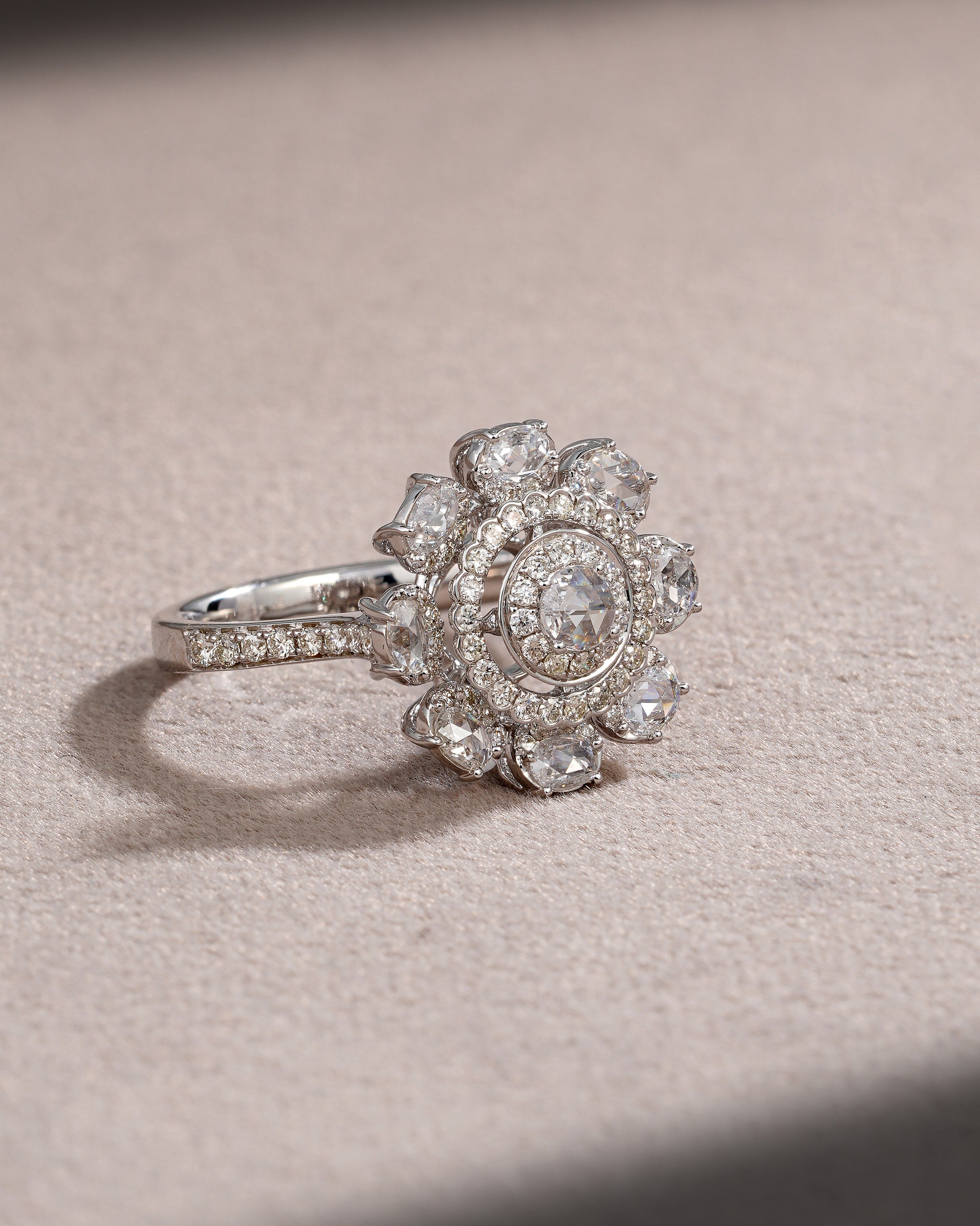 The Lune Diamond Ribbon