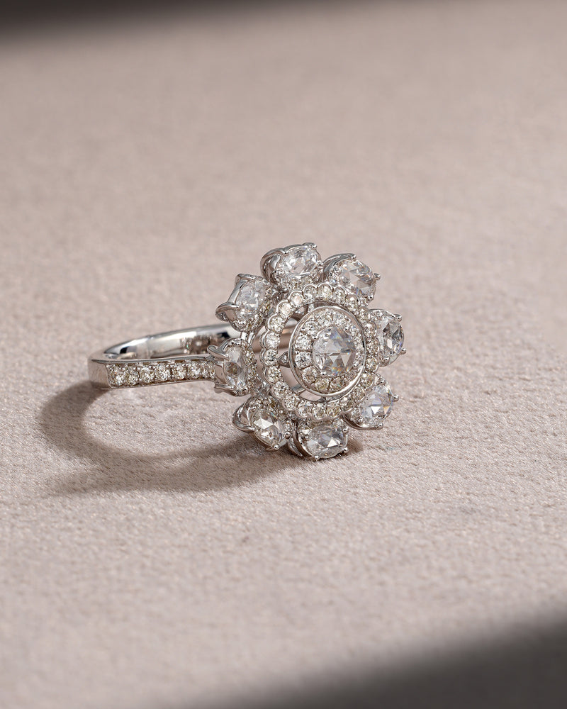 The Lune Diamond Ribbon